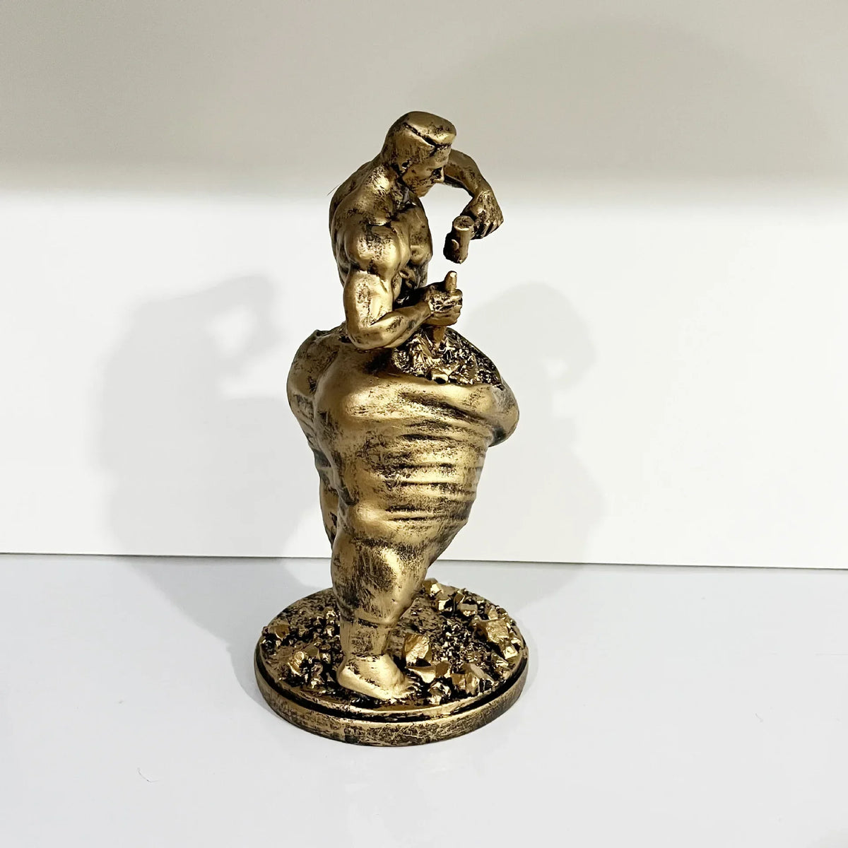 Resin Muscle Figure Ornament, Gym Desk Decor